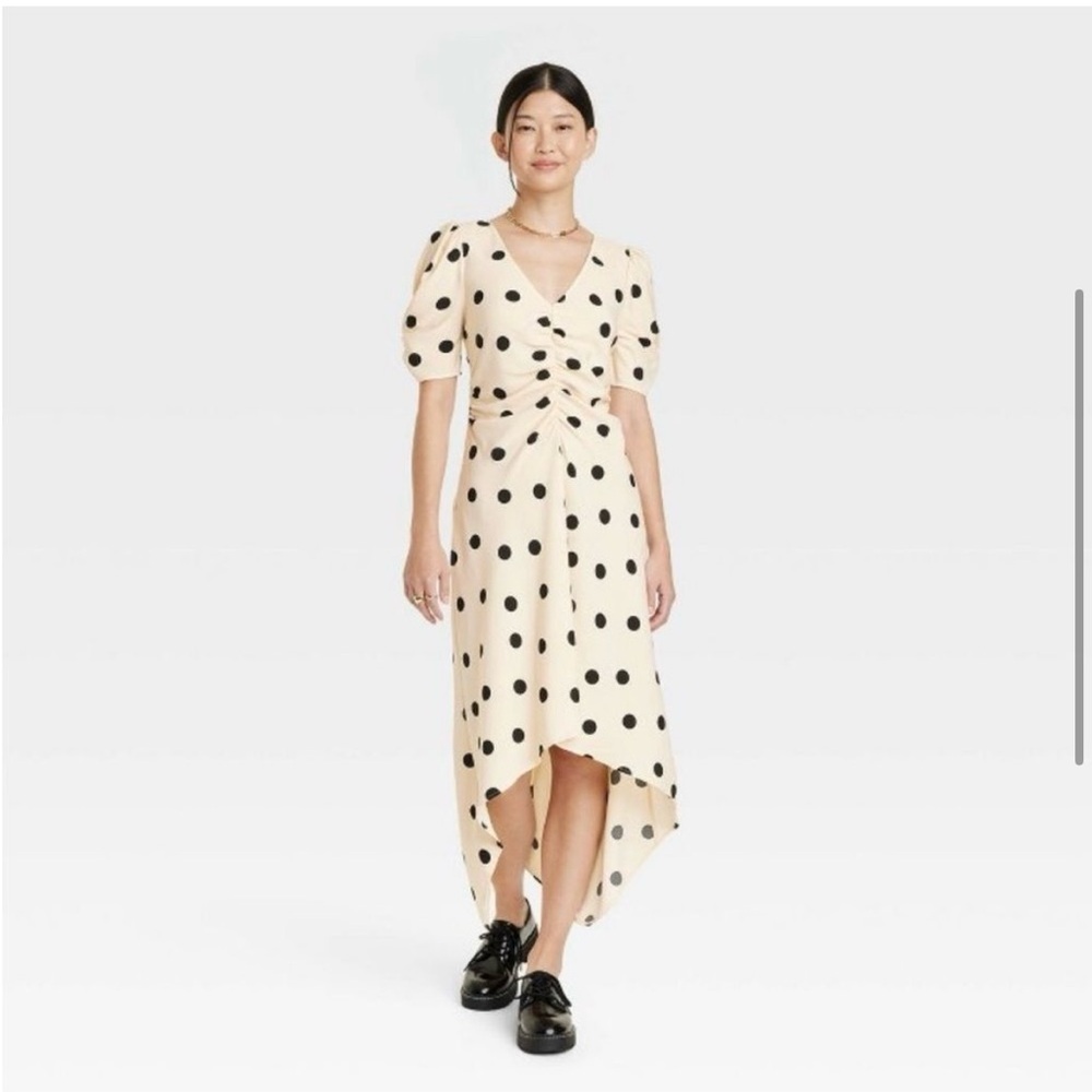 Brand new!!!💕💕💕A NEW DAY SHORT SLEEVE CREPE MIDI DRESS BEIGE/ BLACK POLKA DOT